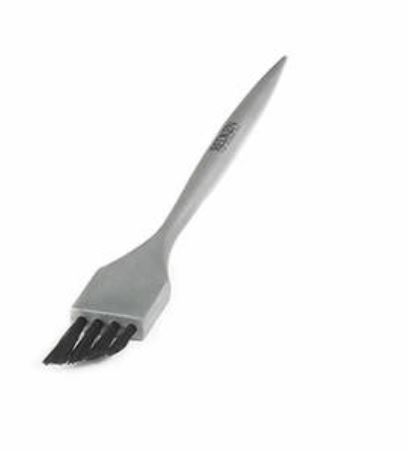 REDKEN DETAILING FREEHAND ANGLED BRUSH